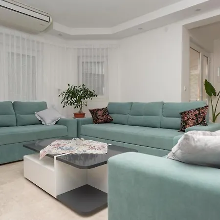 Villa Seget Large Villa All For You Seget Vranjica